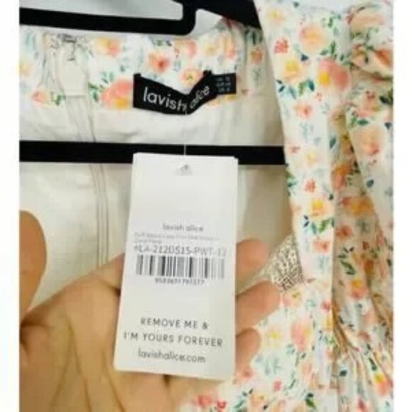 Lavish Alice Dress Size 8 Puff Sleeve Lace Trim Midi NWT $250 - Picture 5 of 9